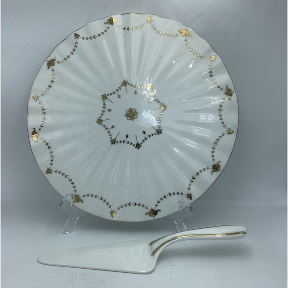 New Gorham Grand Manor Gold Cake Plate and Server - Picture 1 of 16
